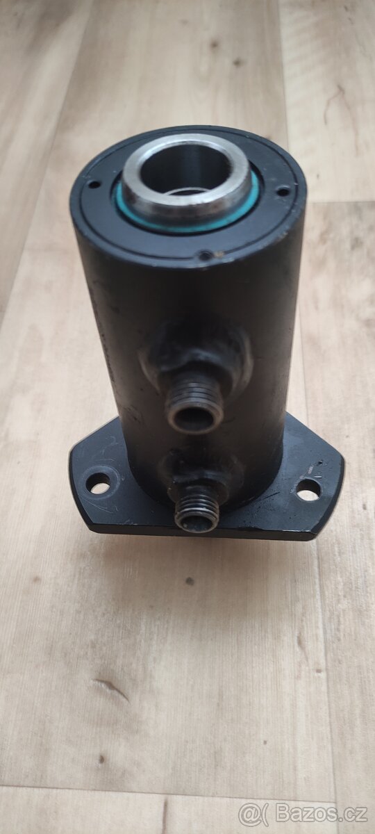 Duté, průchozí hydraulické válce - 6