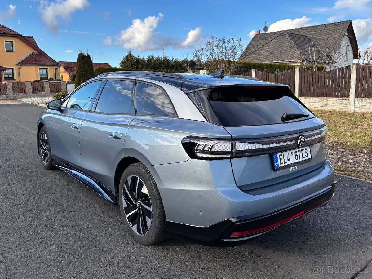 VW ID 7 TOURER PRO rv.2025 - 6