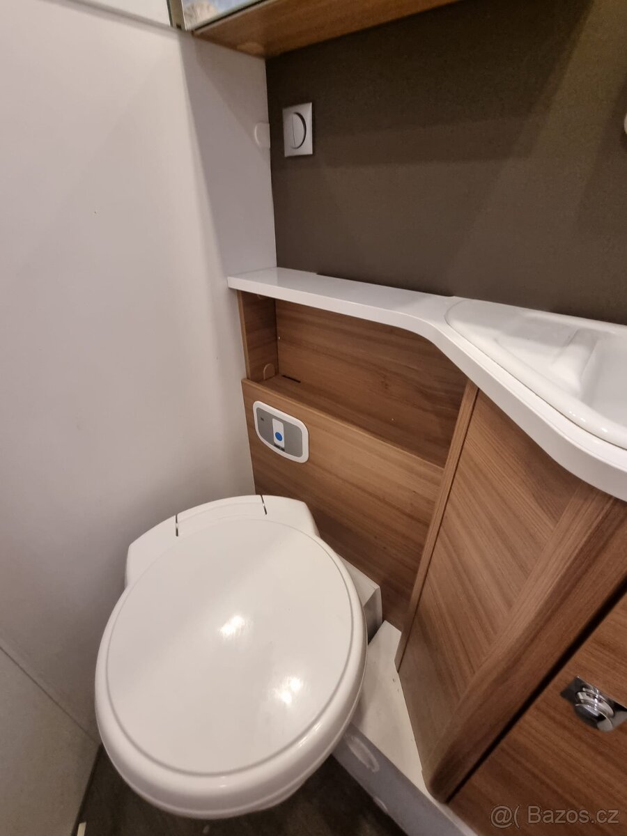 Obytné auto Adria Matrix 670 SL (2019 / 2020) - 6