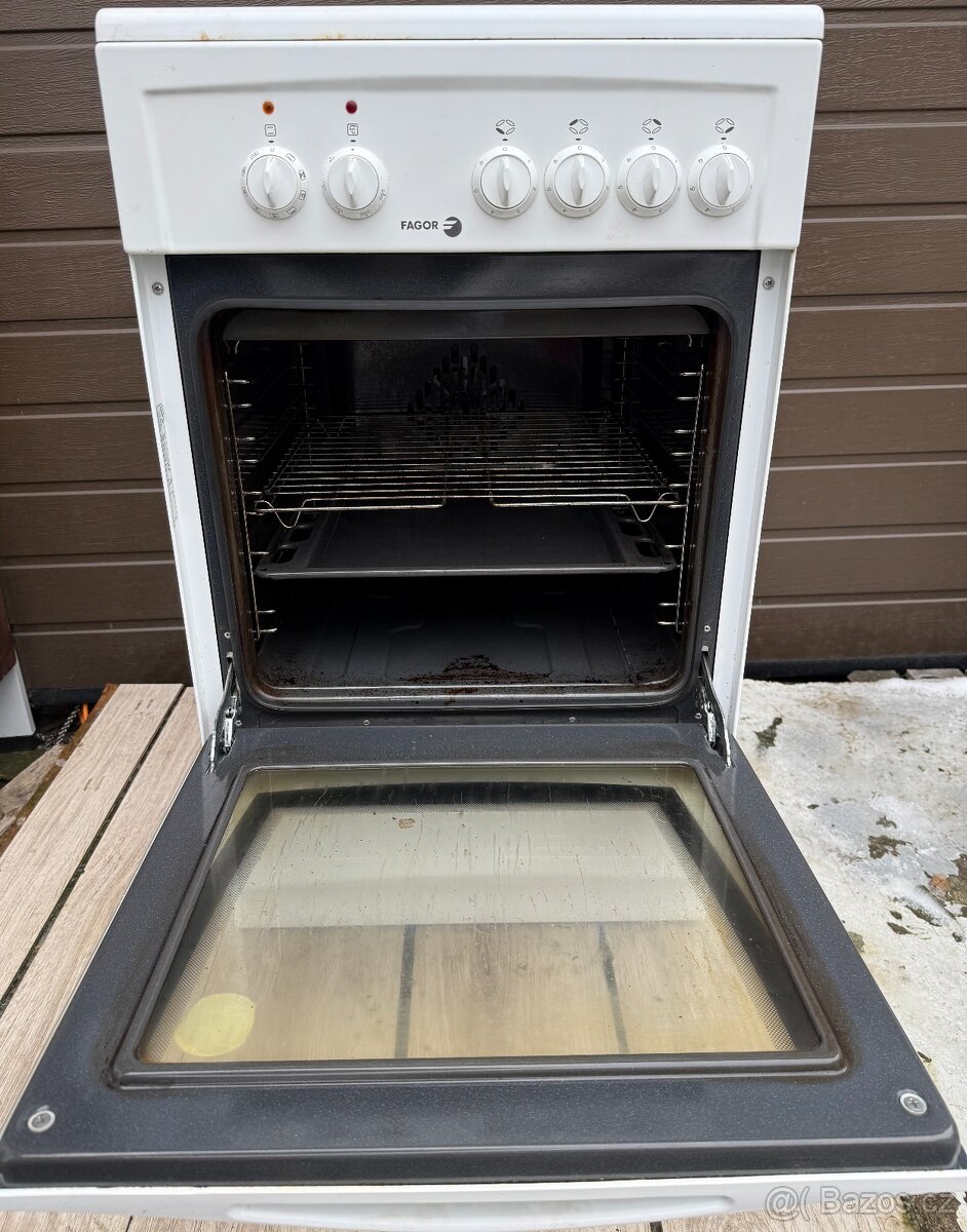 Sklokeram. el. sporák s el.troubou FAGOR 6CF-56VM B - 6