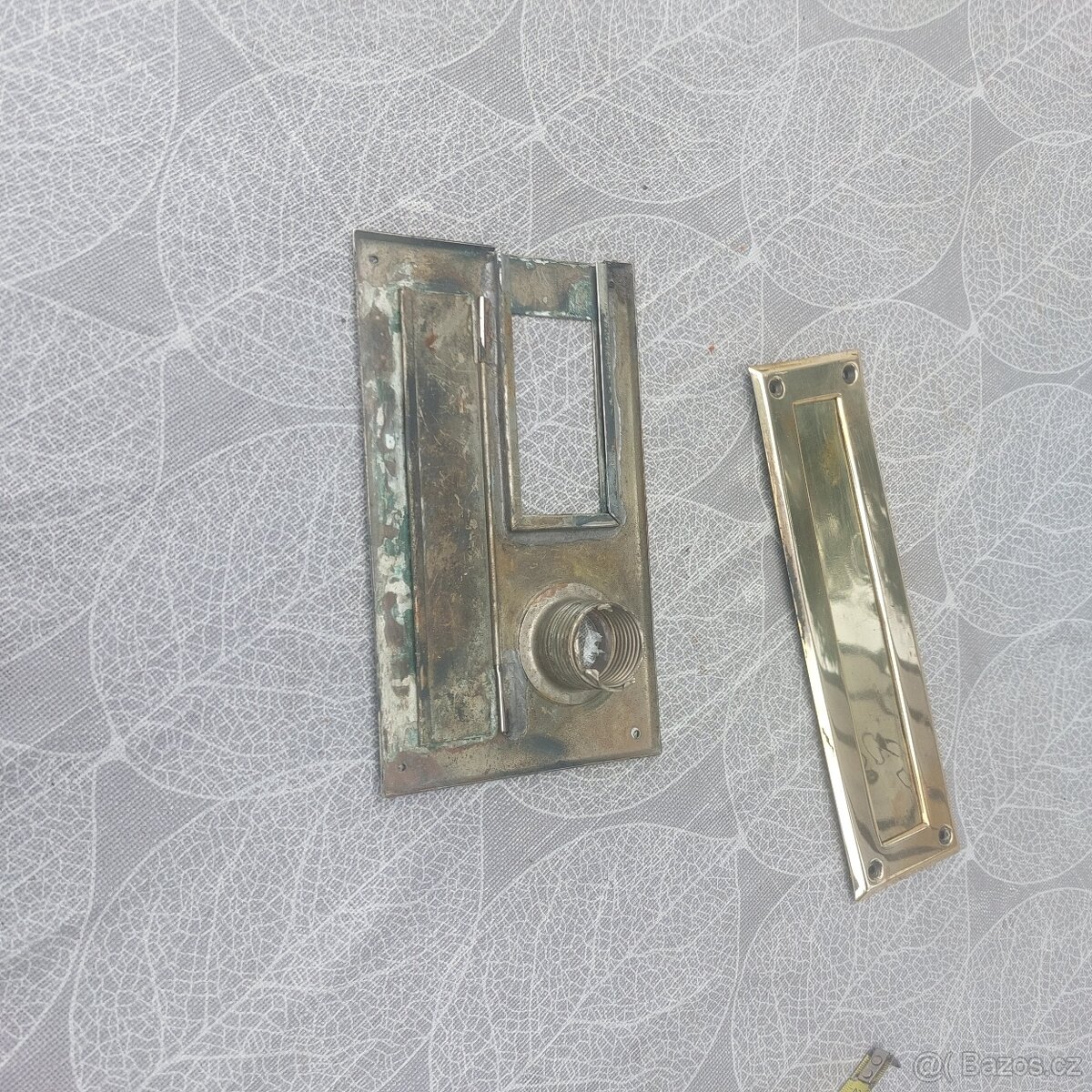 Staré mosazné věci na dveře. - 6