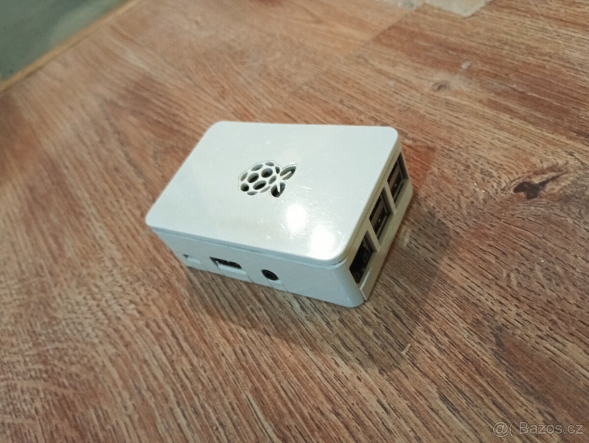 HD přehrávač ASUS, Modem LINKSYS, Anténa DVB T2 PHILIPS.... - 6