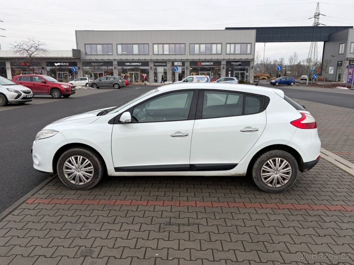 Renault Megane 1.5 DCi naj. 131t - 6