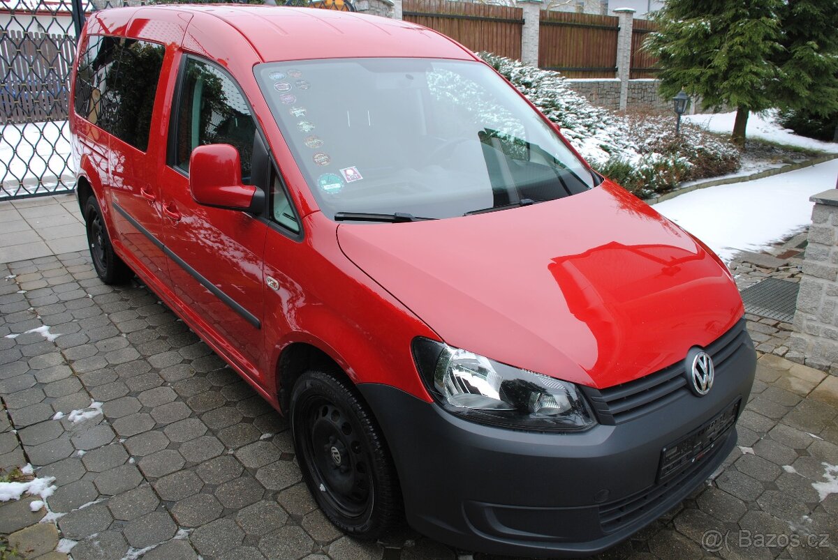 VW CADDY MAXI 2.0TDi 103kW - po 1. majiteli - 7 míst - 6