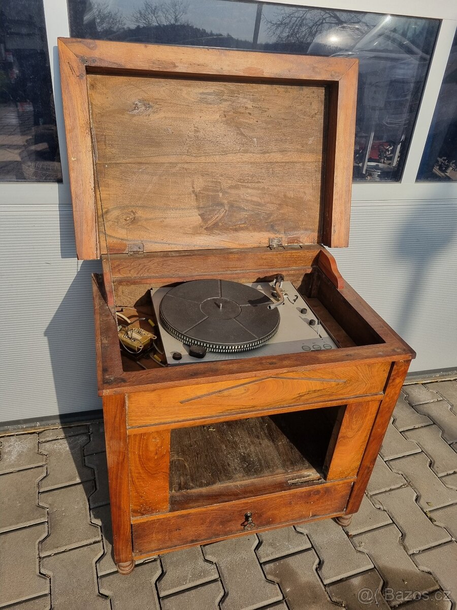 Skříňka na gramofon - masiv - 6