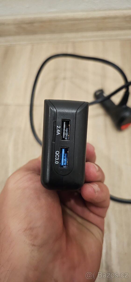 Zapalovač rozdvojka, nabíječka, USB atd - 6