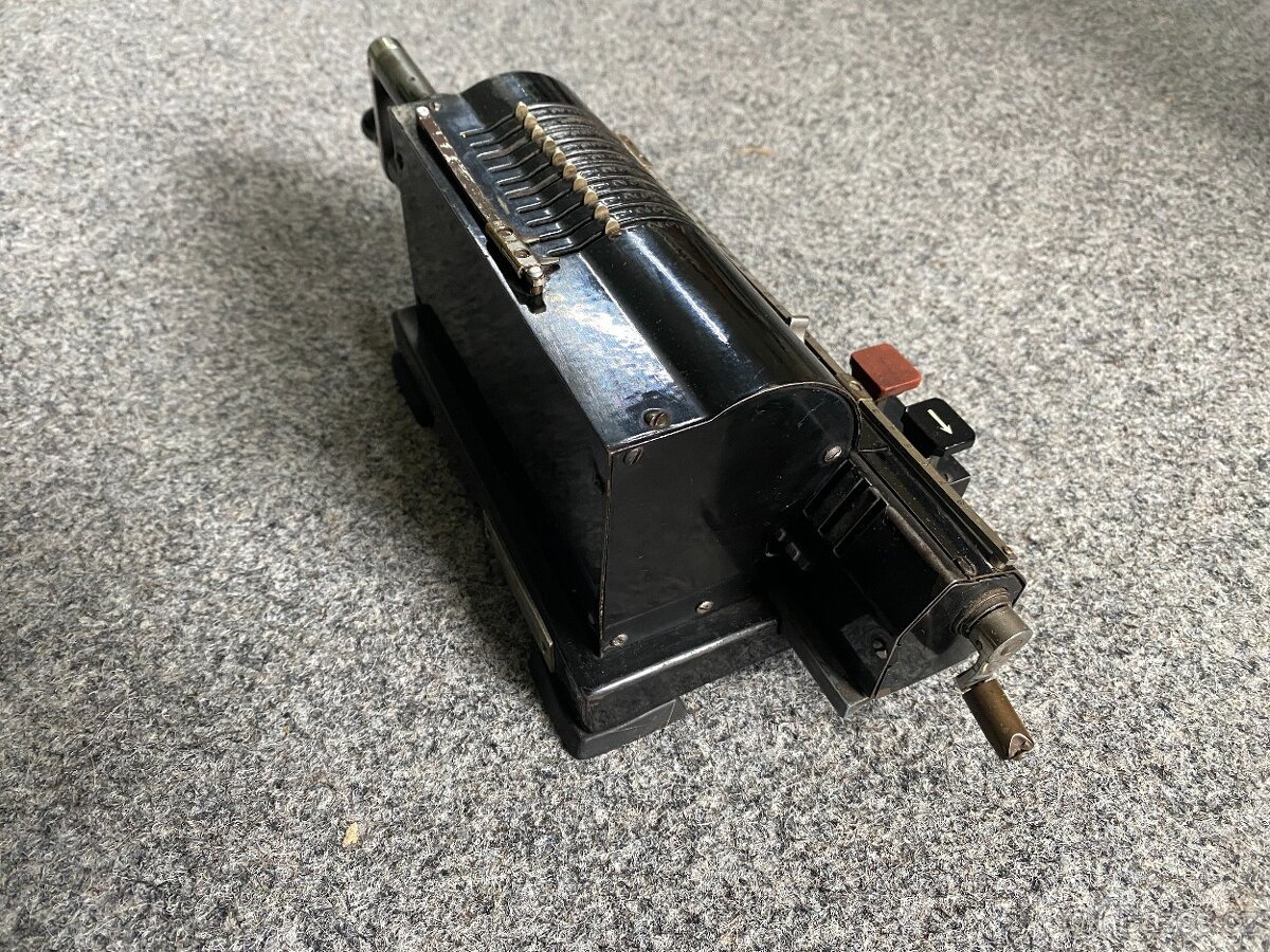 počítací stroj starý počítací stroj mechanický kalkulačka - 6