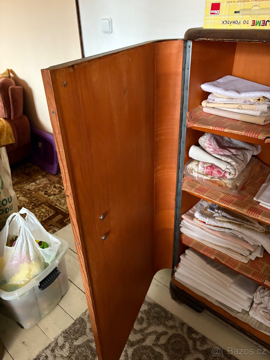 Retro skříň, skříňka masiv - 6