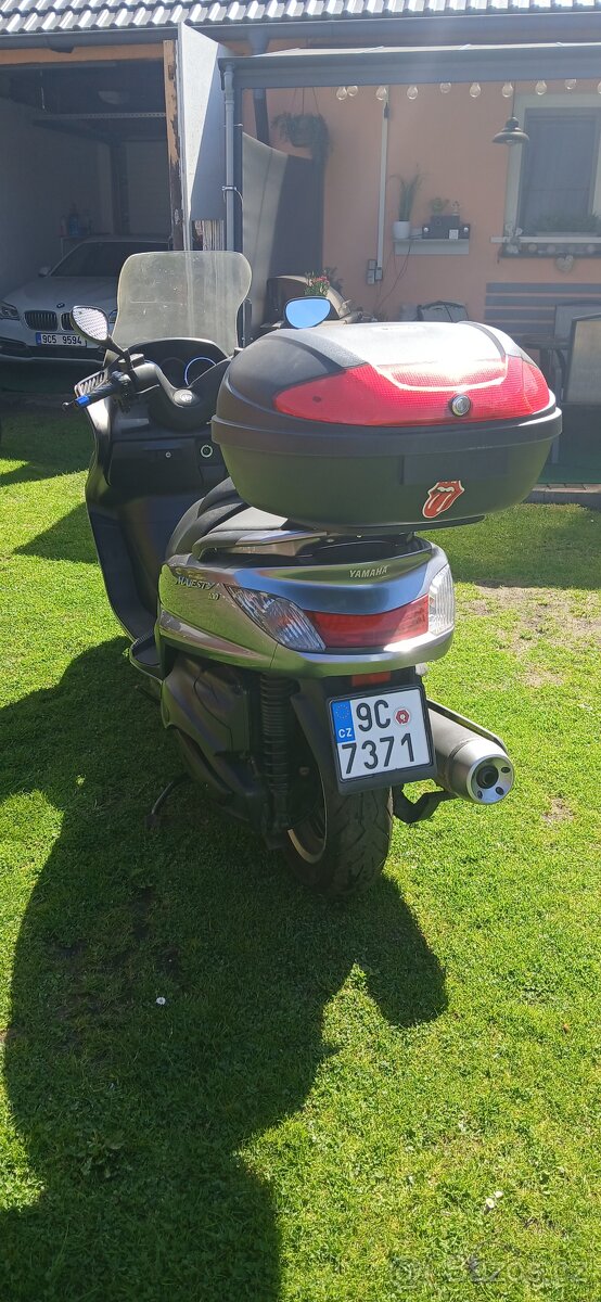 Yamaha Majestátní 400 - 6
