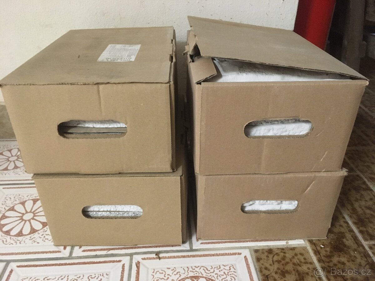 Bílé obkladové cihly - 6