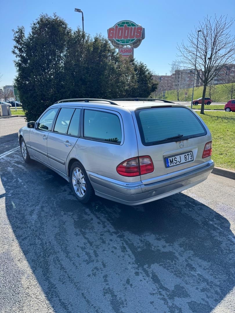 Mercedes-Benz E270 2001 rok kombi - 6