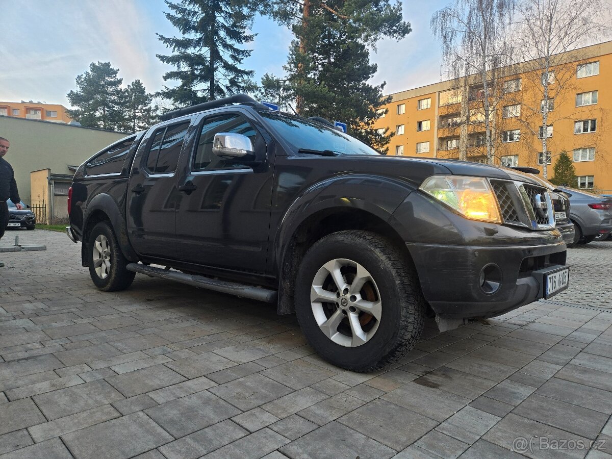 NISSAN NAVARA - 6