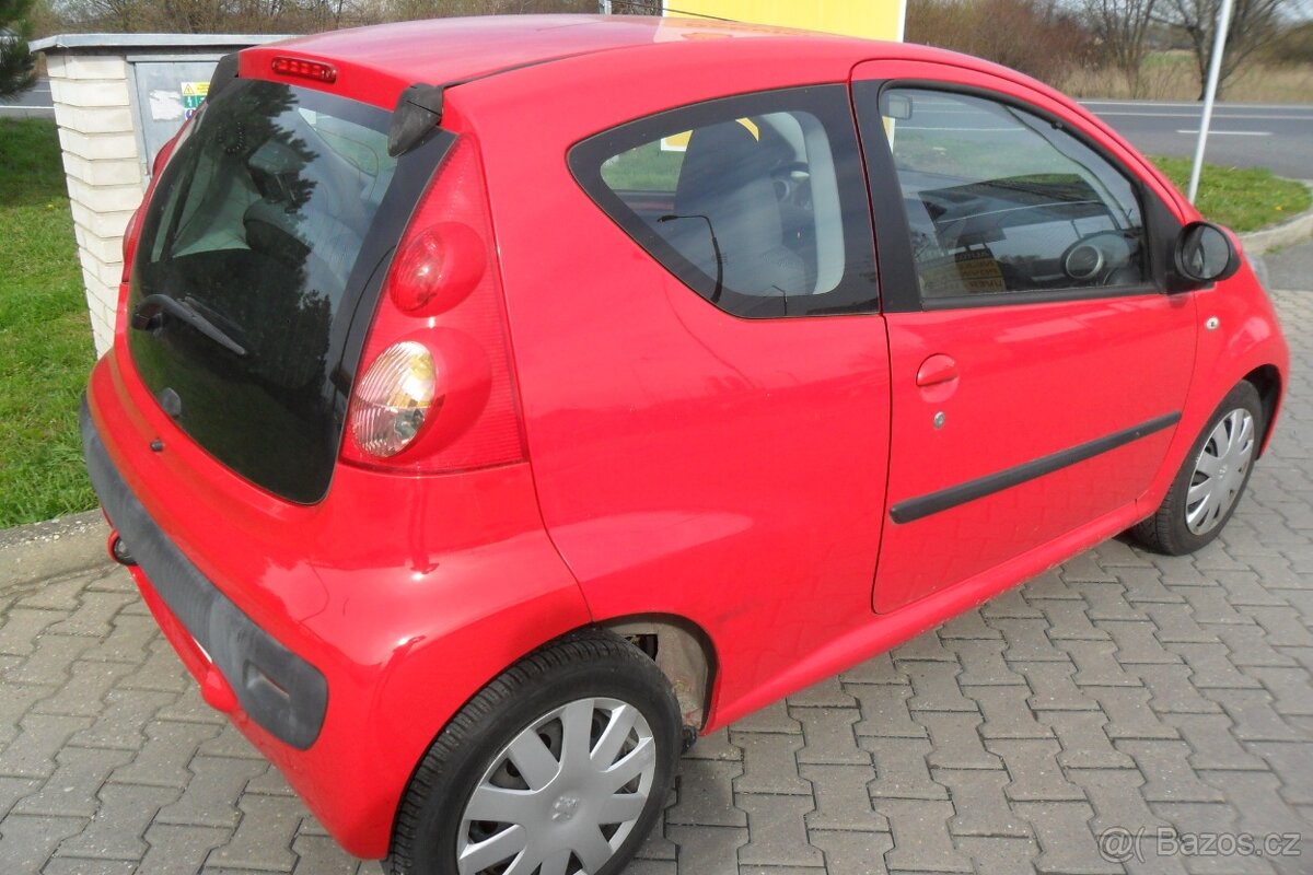 Peugeot 107, 1.0i/50kW, r.2007, 115.410 km- Servis. kniha - 6