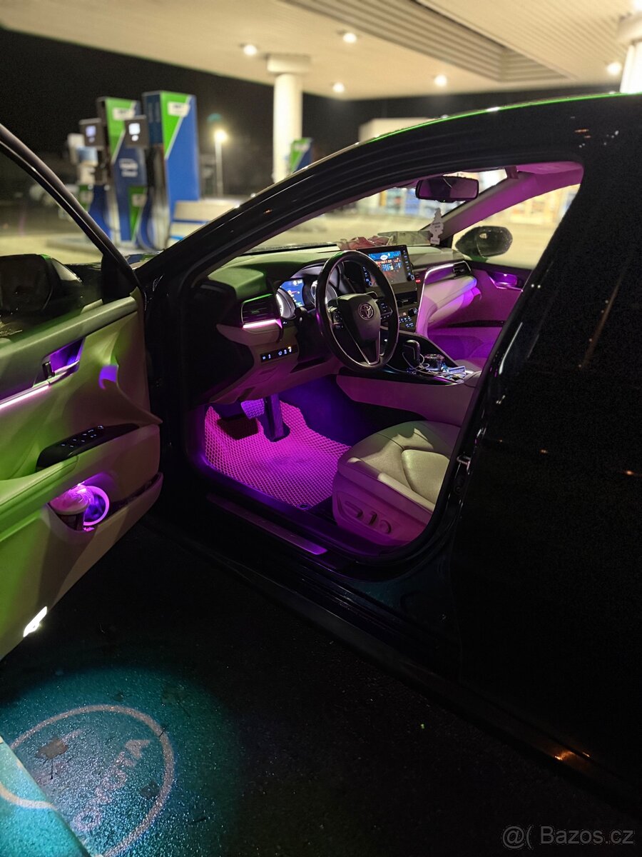 Do pronájmu Toyota Camry - 6