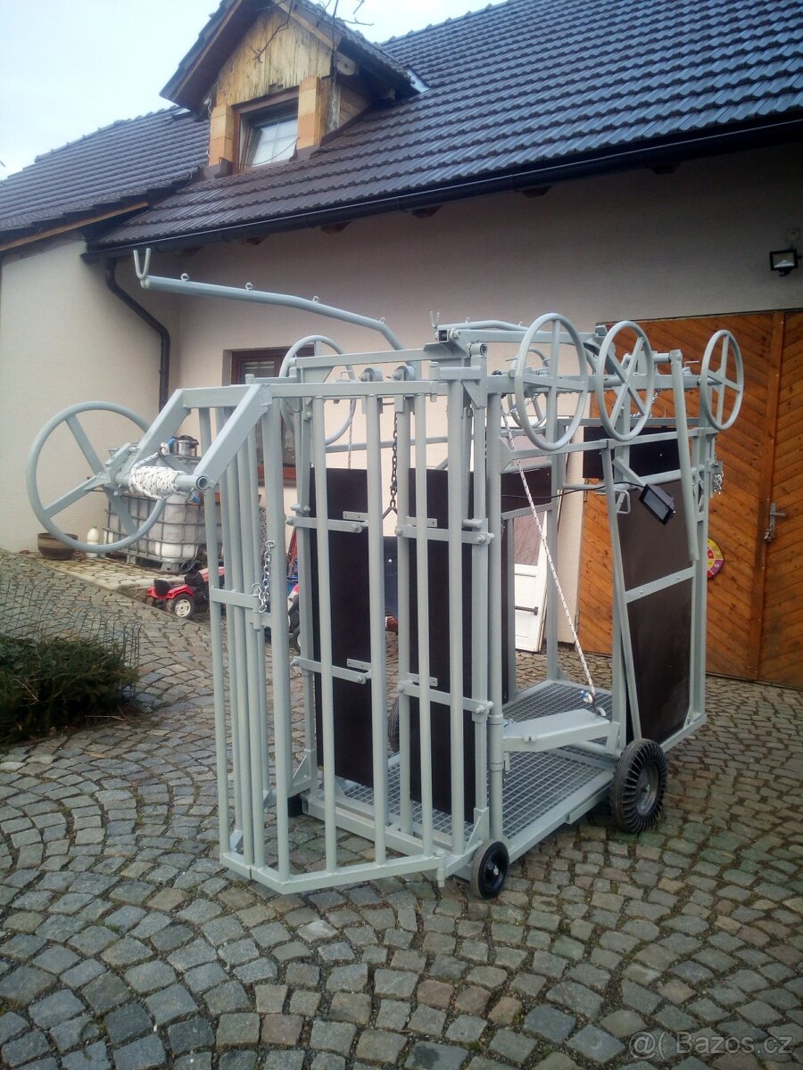 Fixační klec pro skot - 6