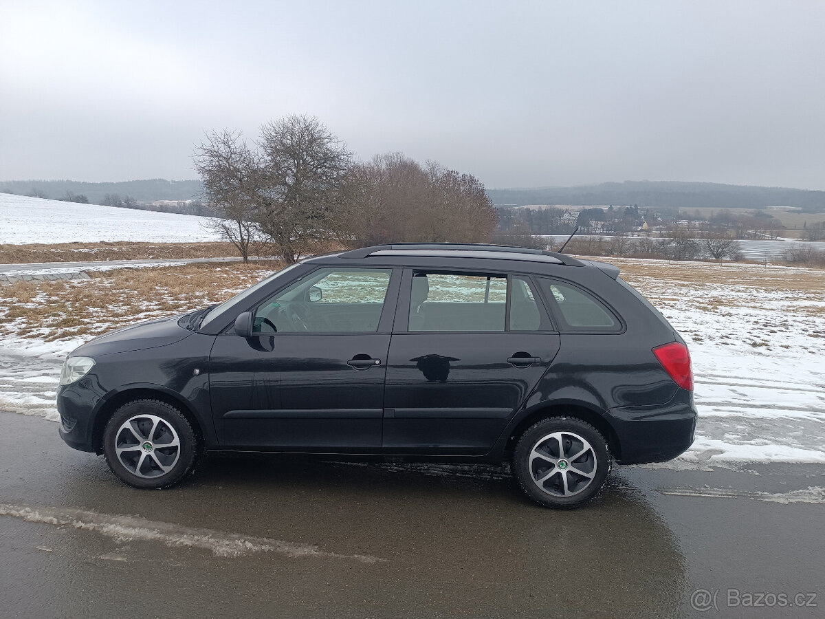 Škoda Fabia 2 kombi 1.2 TSI nová stk TOP - 6