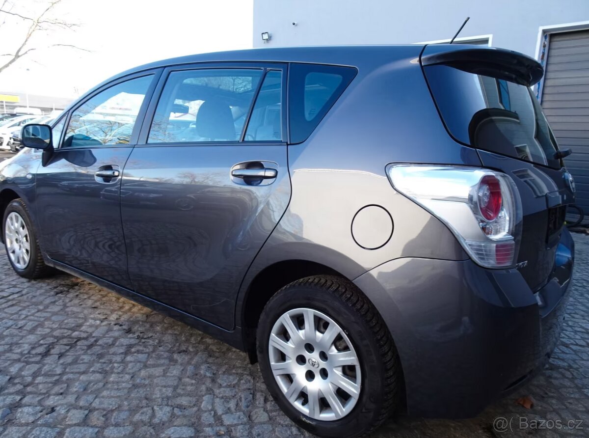Toyota Verso Edition 1.8i benzín 108kw - 6