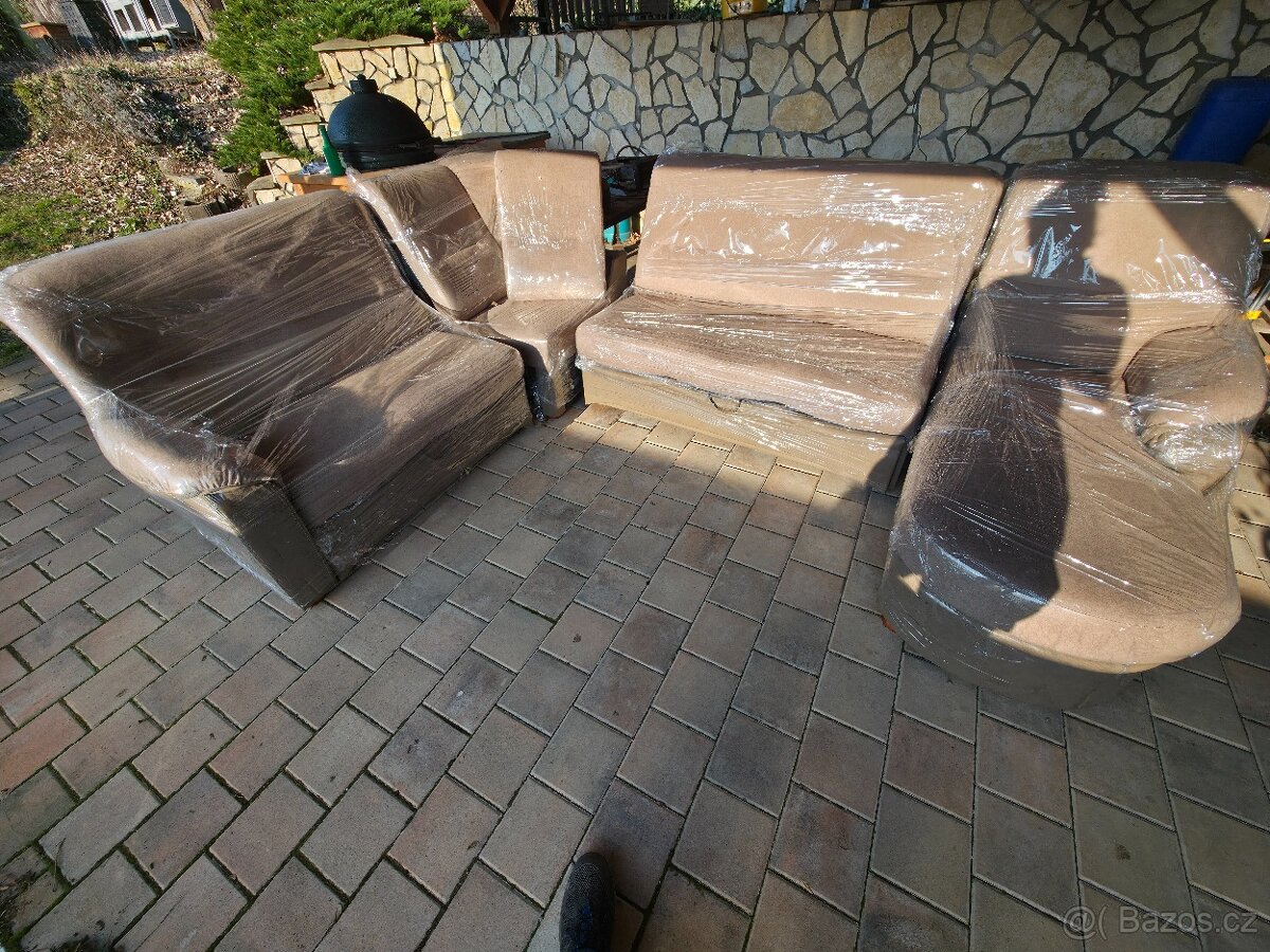 Rodinný gauč do U s postelí a... - 6