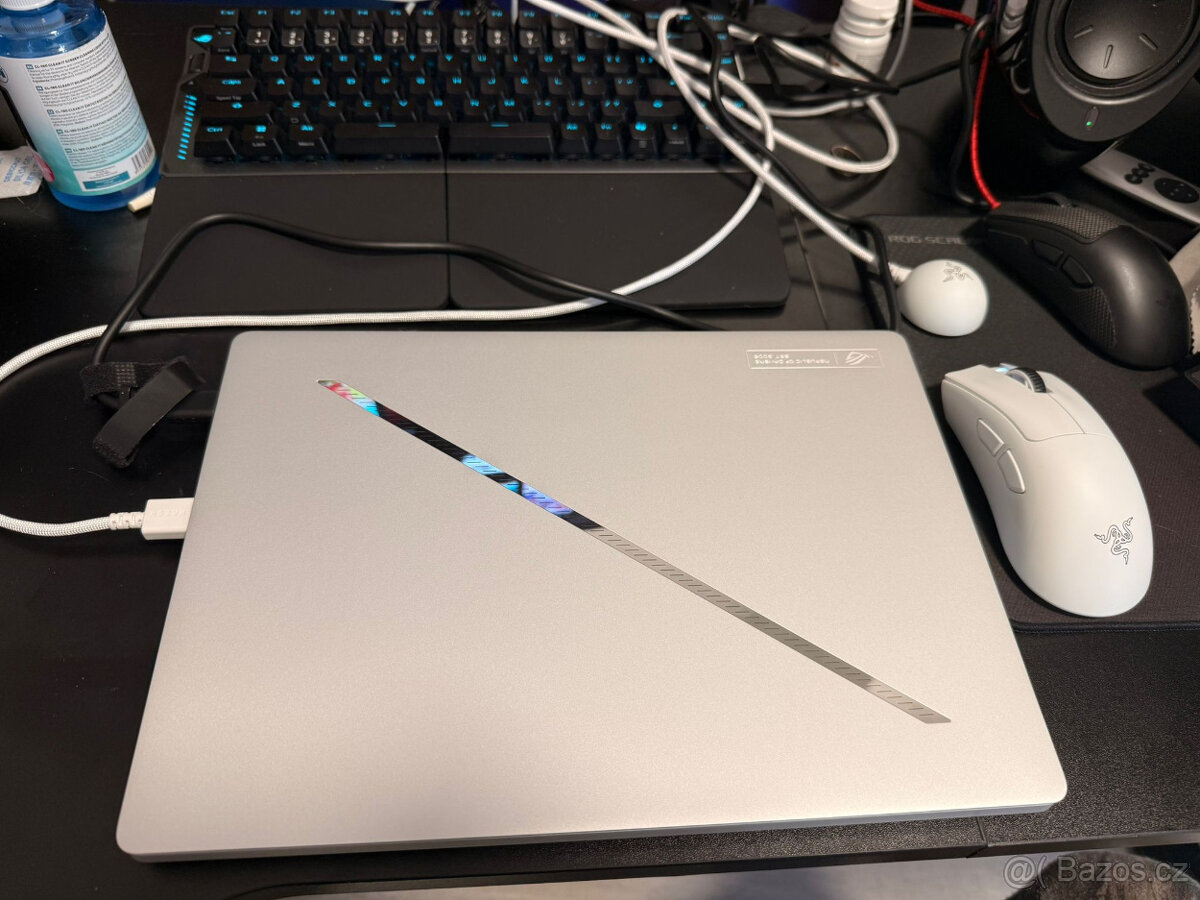 RTX 5080 Asus ROG Zephyrus G14 - 6