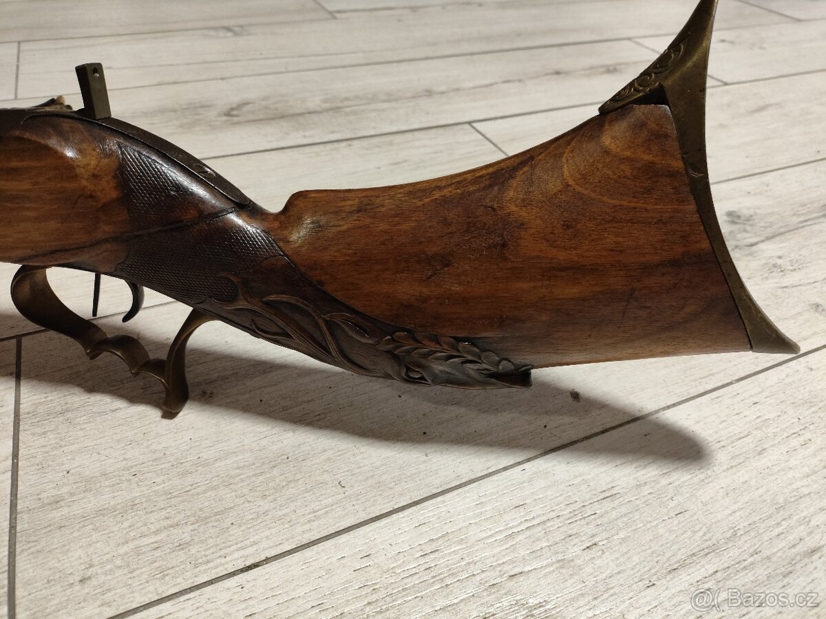 Mohutná lovecká kuše - 6