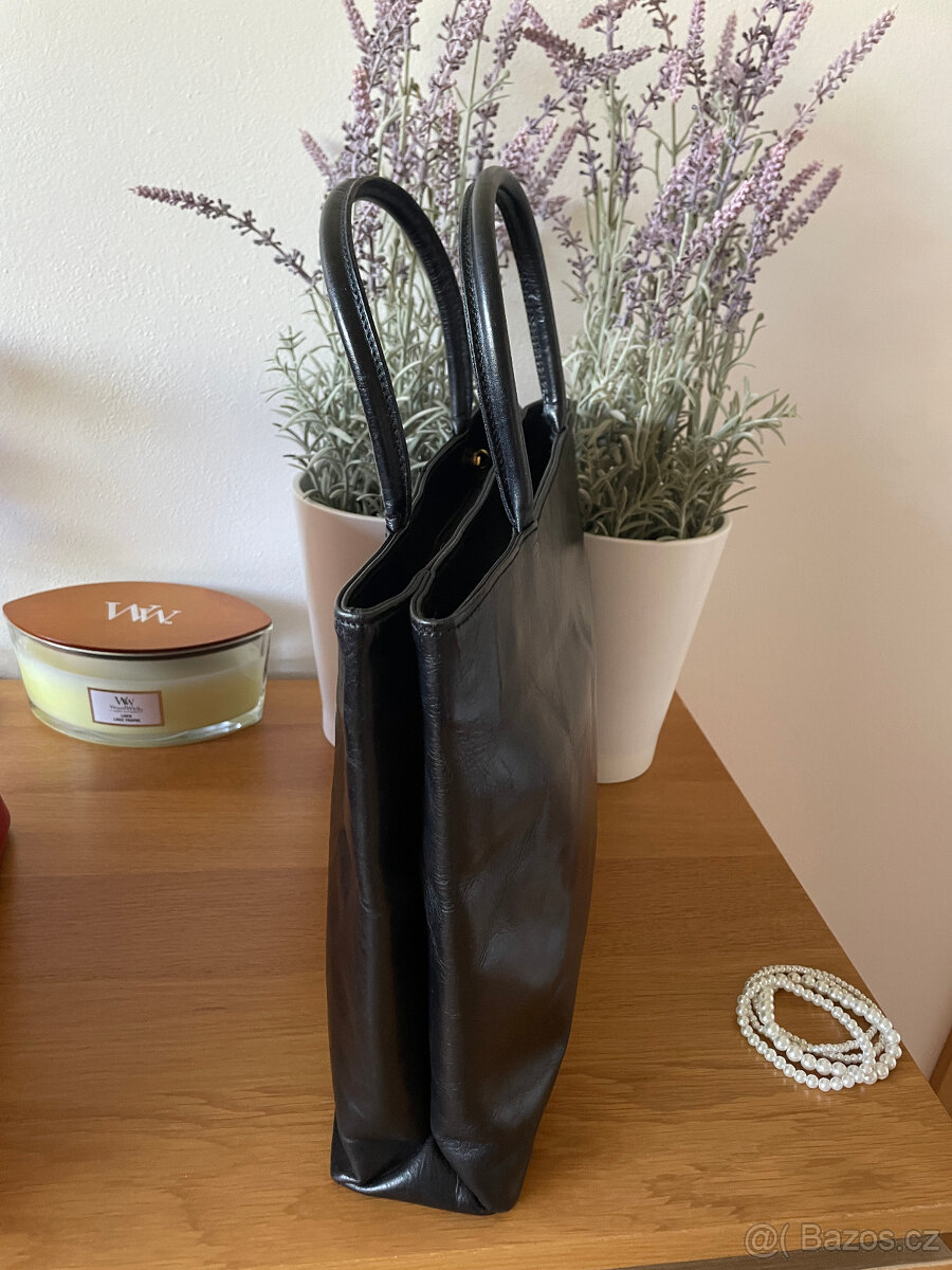 Značková luxusní černá elegantní kožená kabelka Corcel - 6