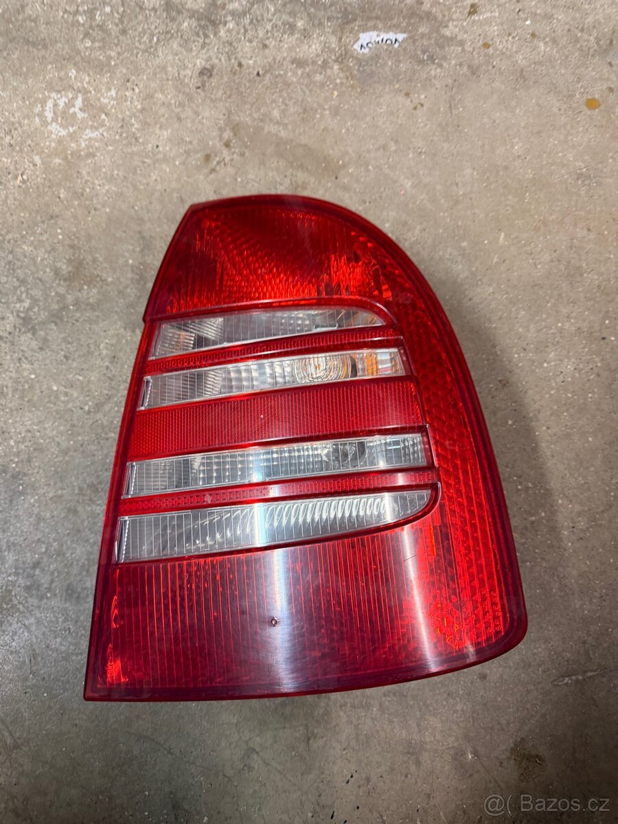 Superb 2012 blatník, podběh, světlo, Octavia krytky - 6