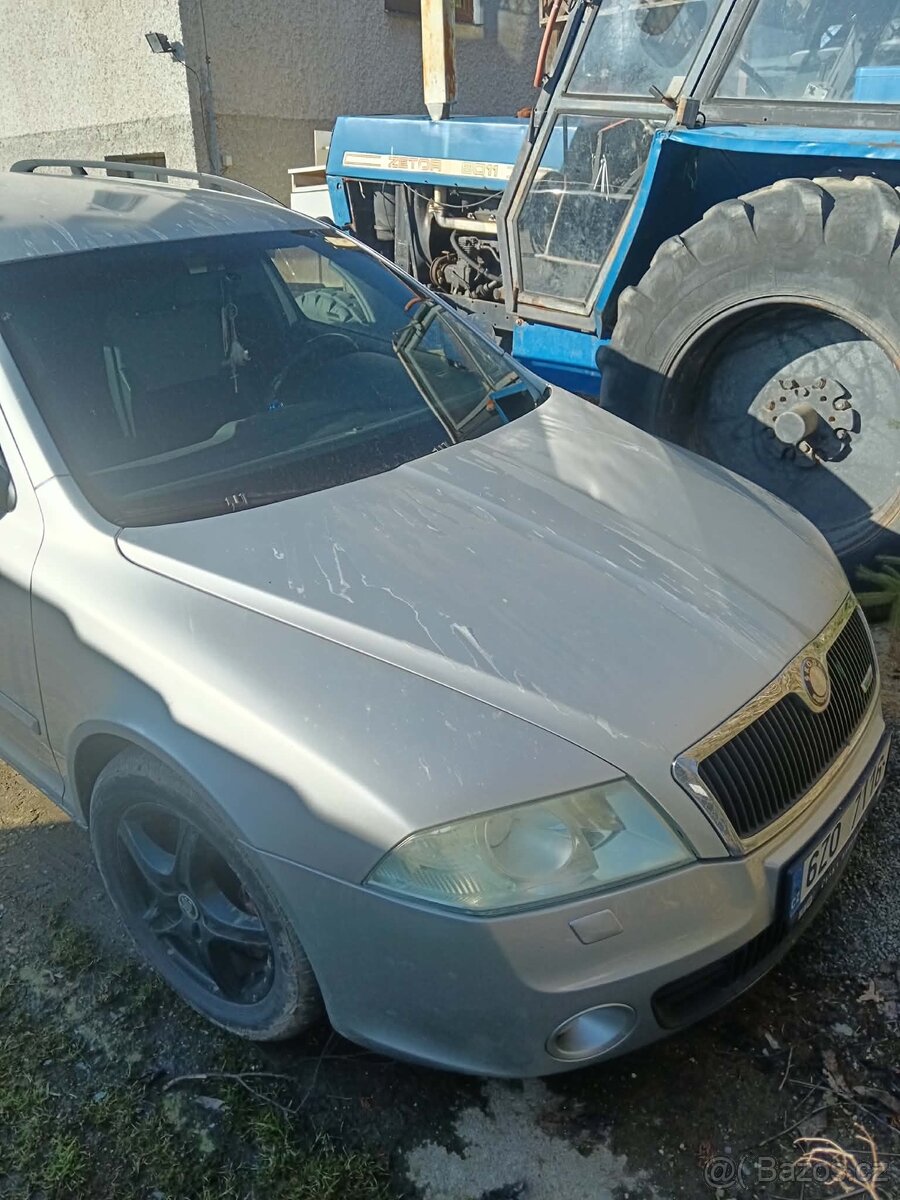 Škoda octavia 2 2,0 TDi - 6