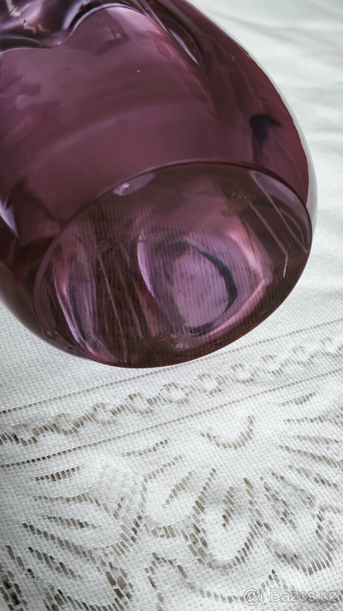Set hutního, fialového skla. - 6