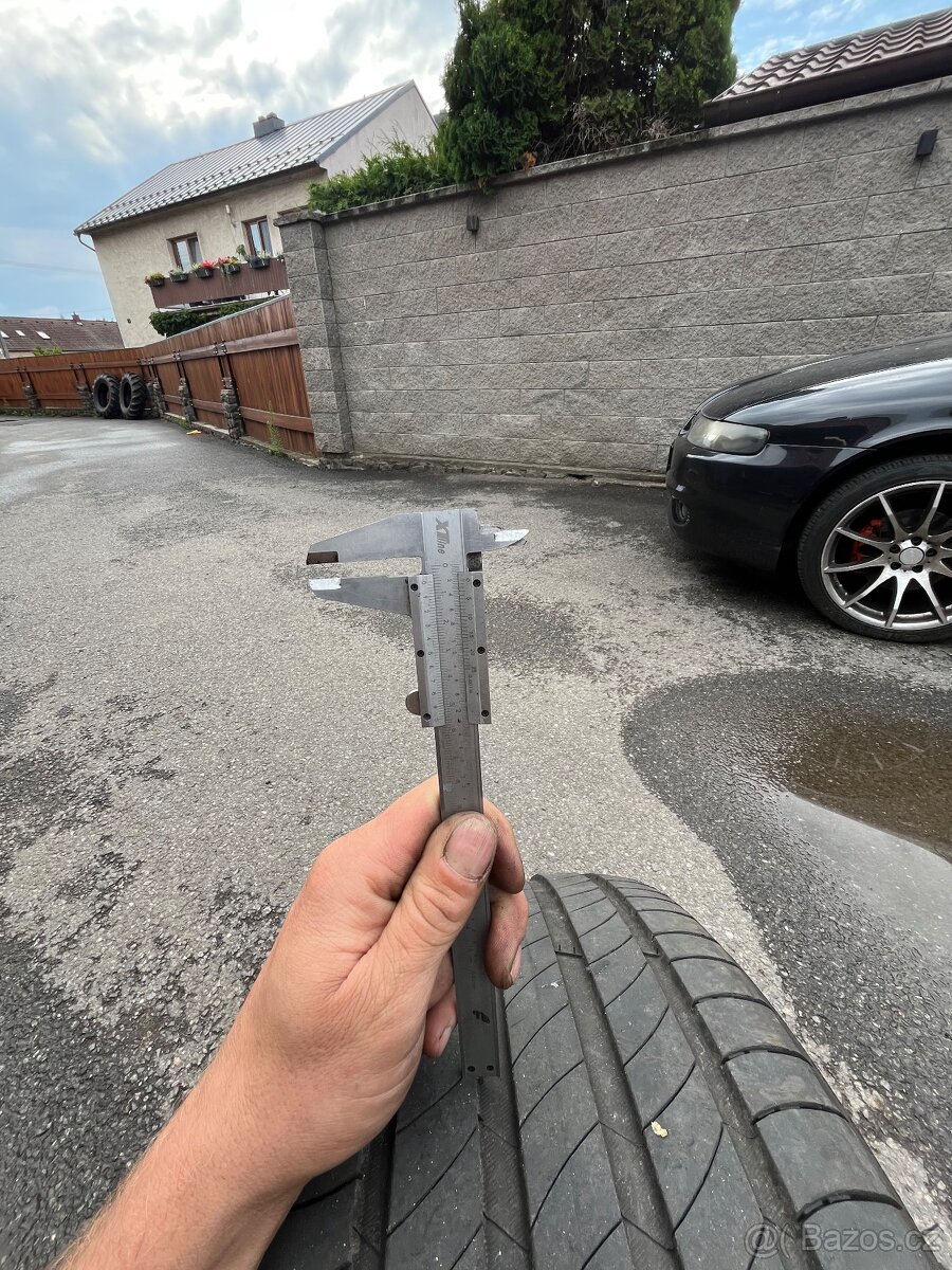 Michelin 255/40R19 Primacy 4 - 6