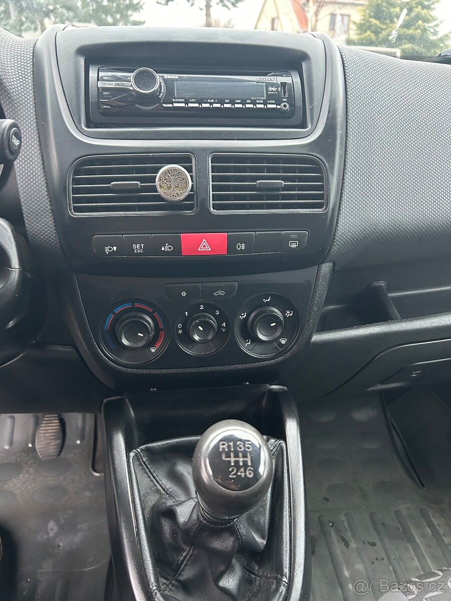 Prodám Fiat Doblo rok v. 2010 - 6