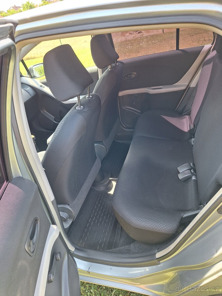 Toyota Yaris - 6