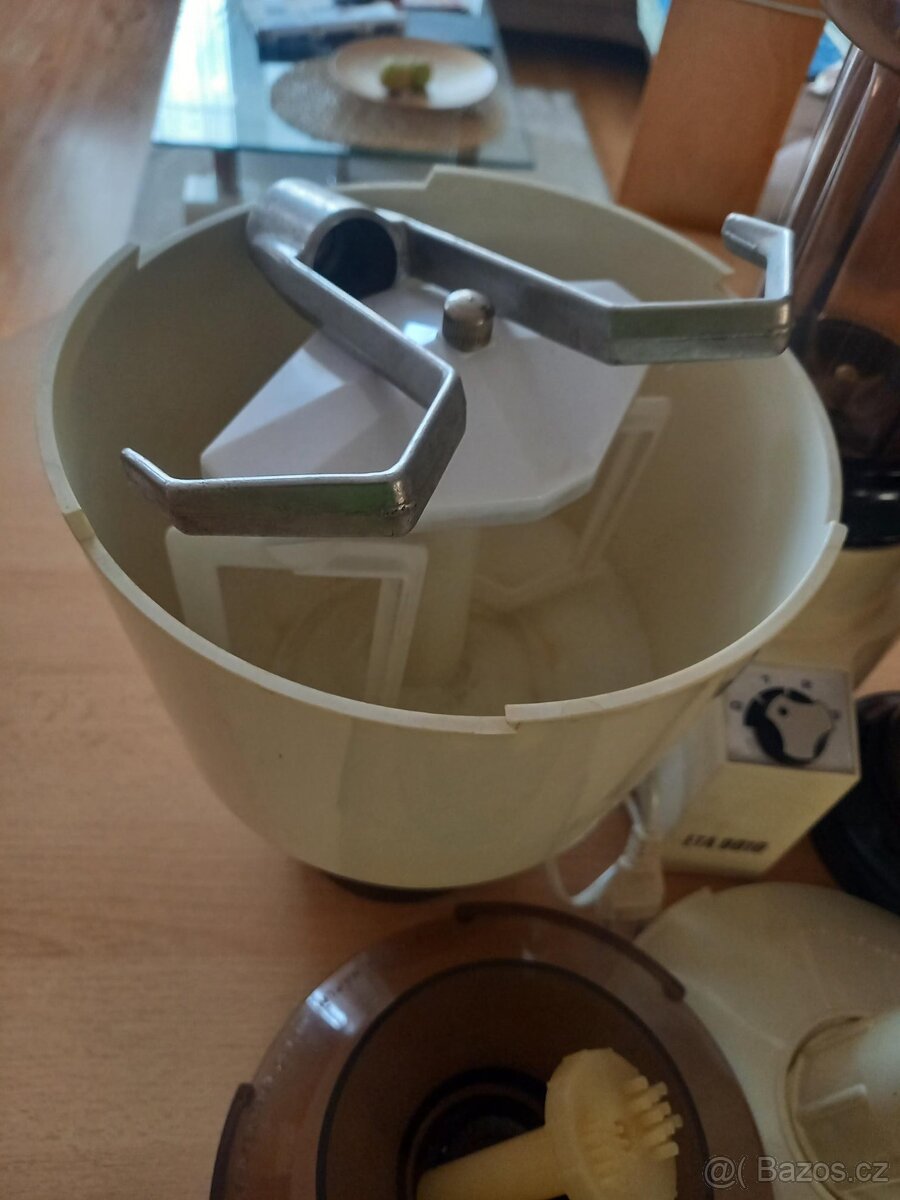 kuchyňský robot eta 0010 - 6