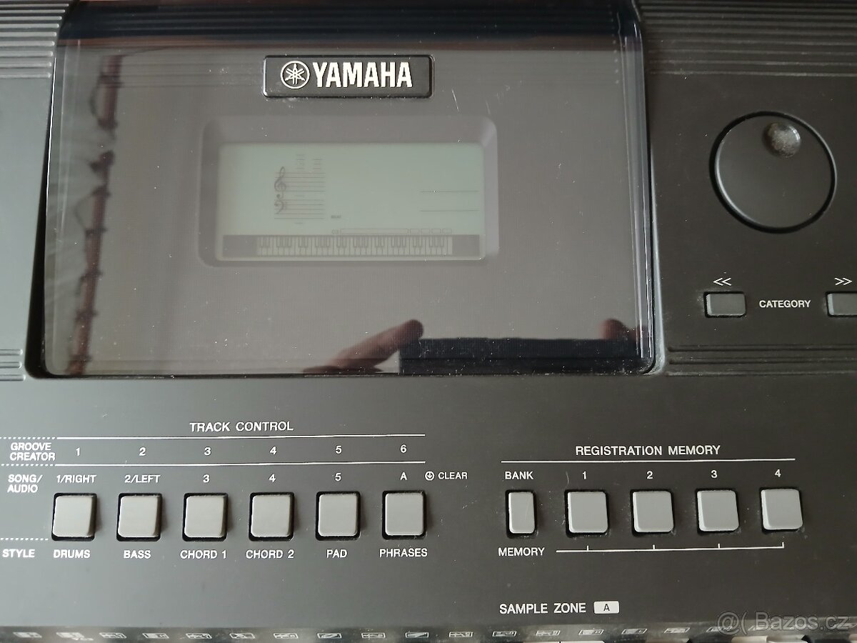 Klávesy Yamaha PSR E463 - 6