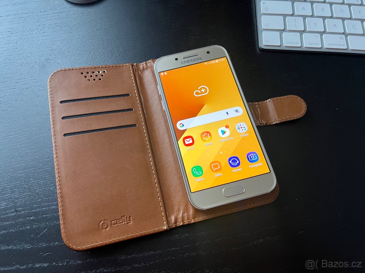 Samsung Galaxy A3 - 6