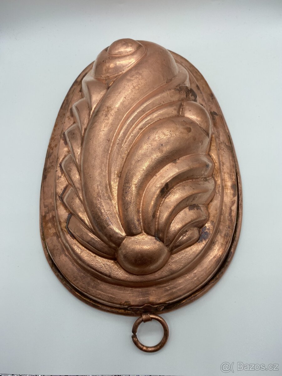 Sběratel nabízí staré měděné formy - 6