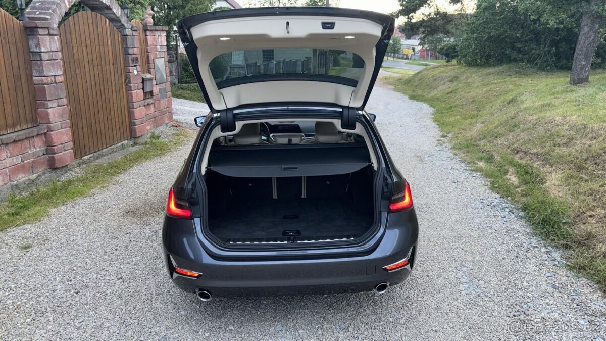 BMW 320d xDrive Touring 140 kW TOP stav - 6