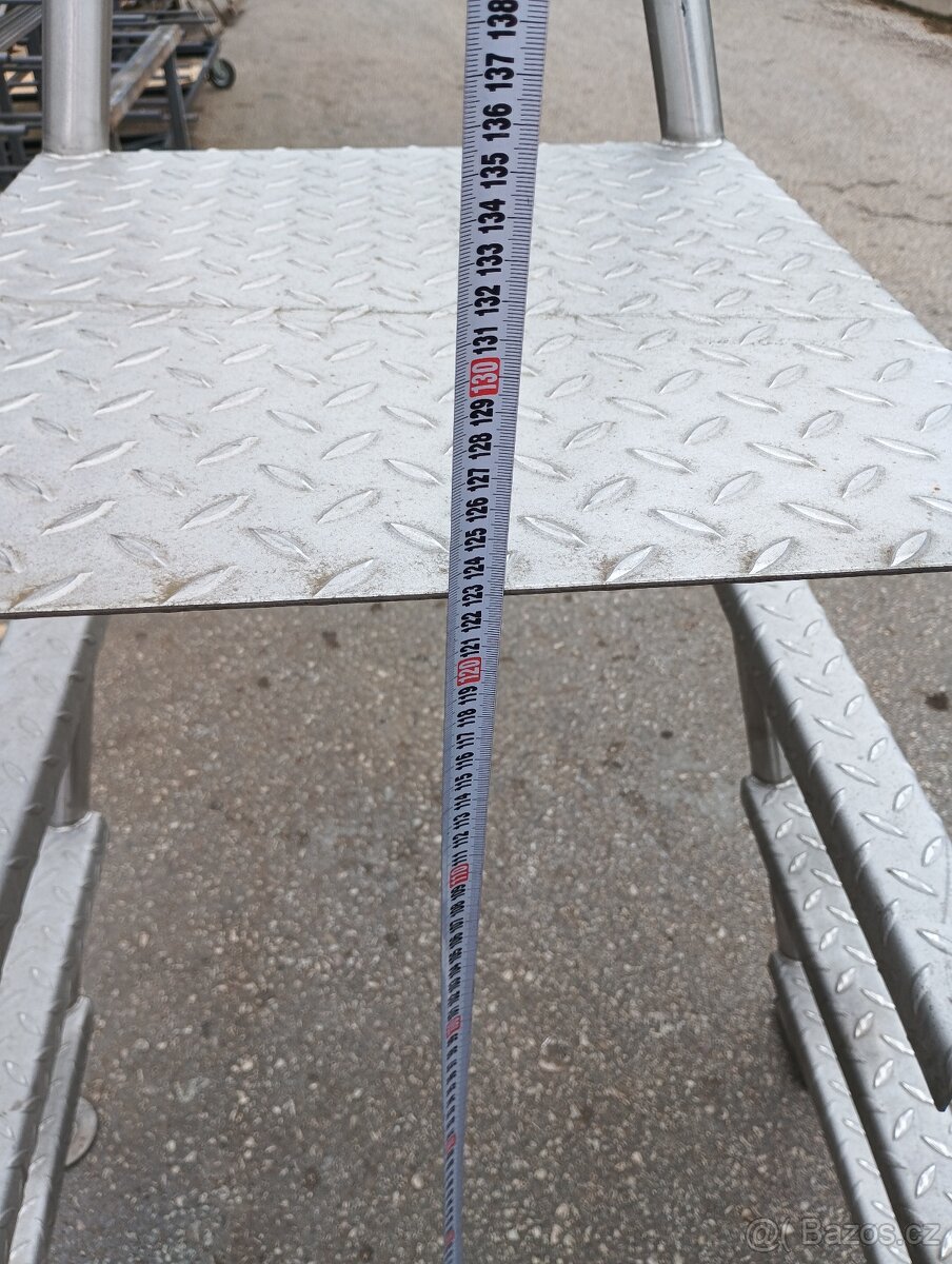 Schůdky do bazénu nerezové - 6