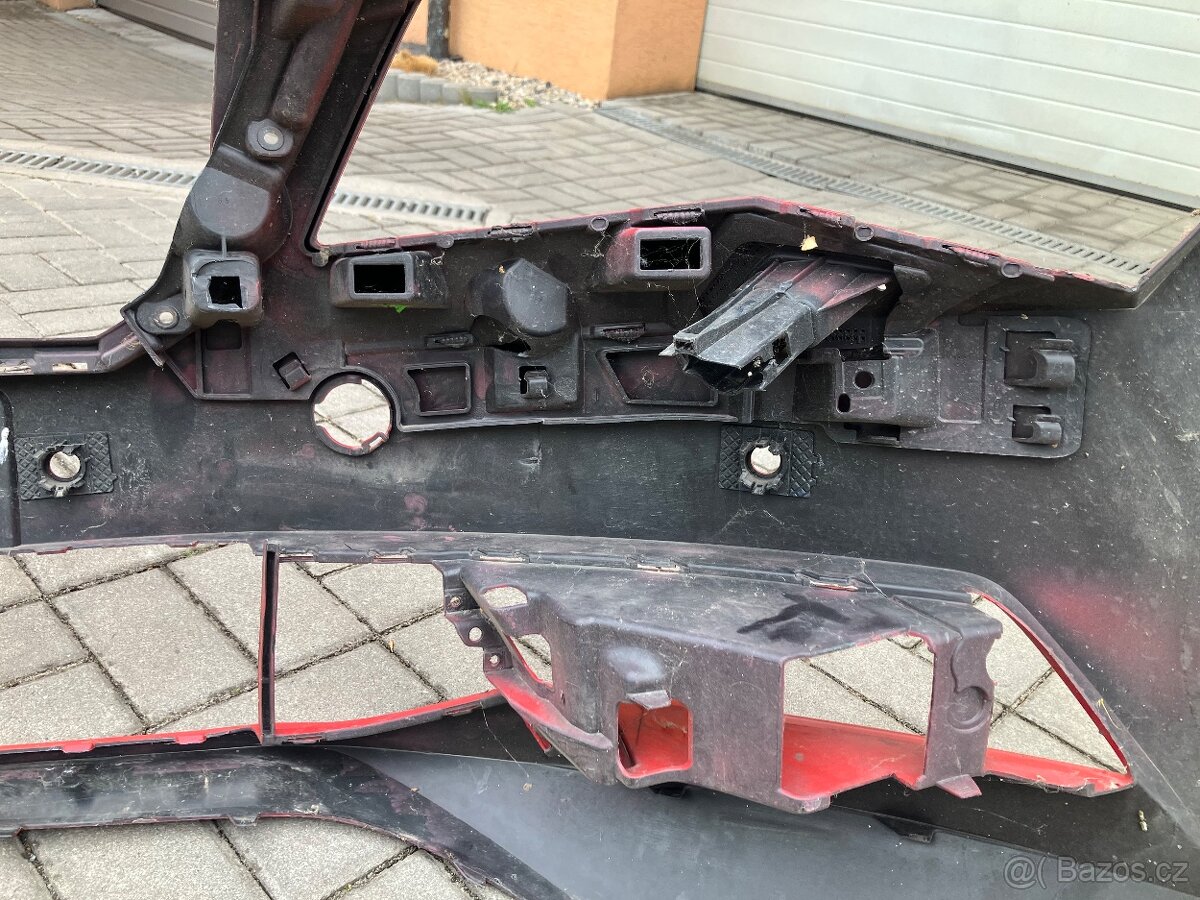 Škoda Superb 3 přední nárazník - 6