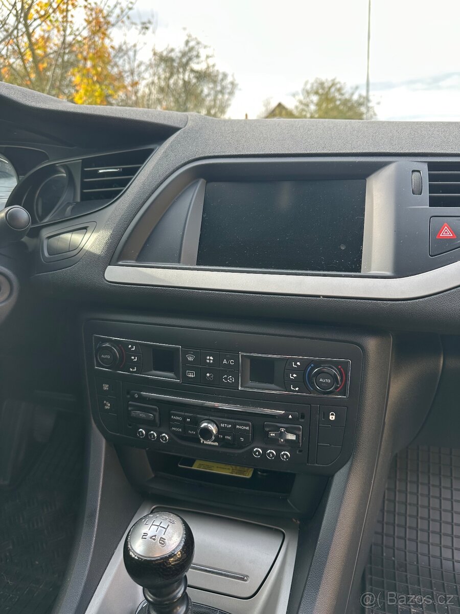 Citroen c5 x7 2,0hdi 120 kW - 6