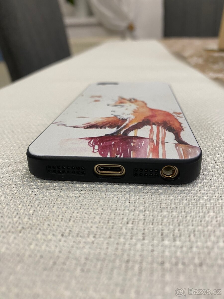 Apple iPhone SE (2016) - 6