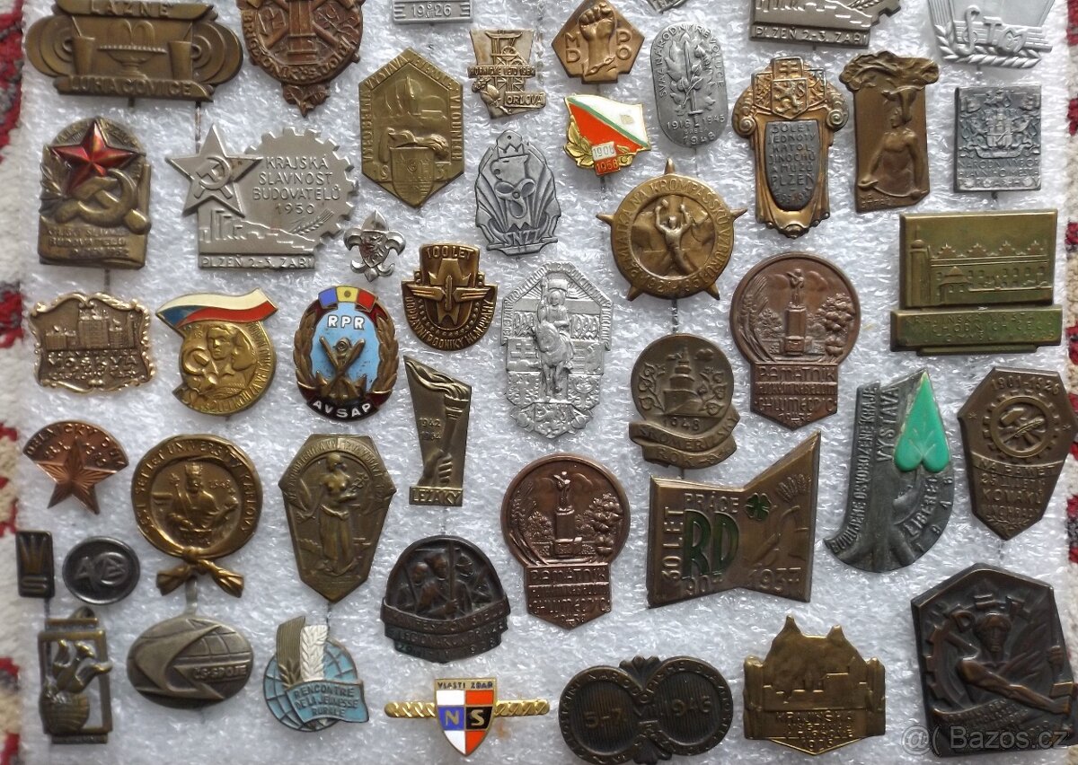 odznaky - různé druhy - 6