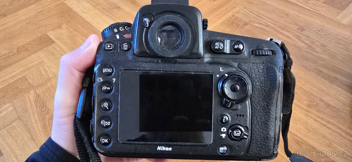 Prodám Nikon D810 - 6