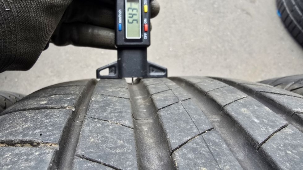 Letní pneu 225/45/17 Bridgestone - 6