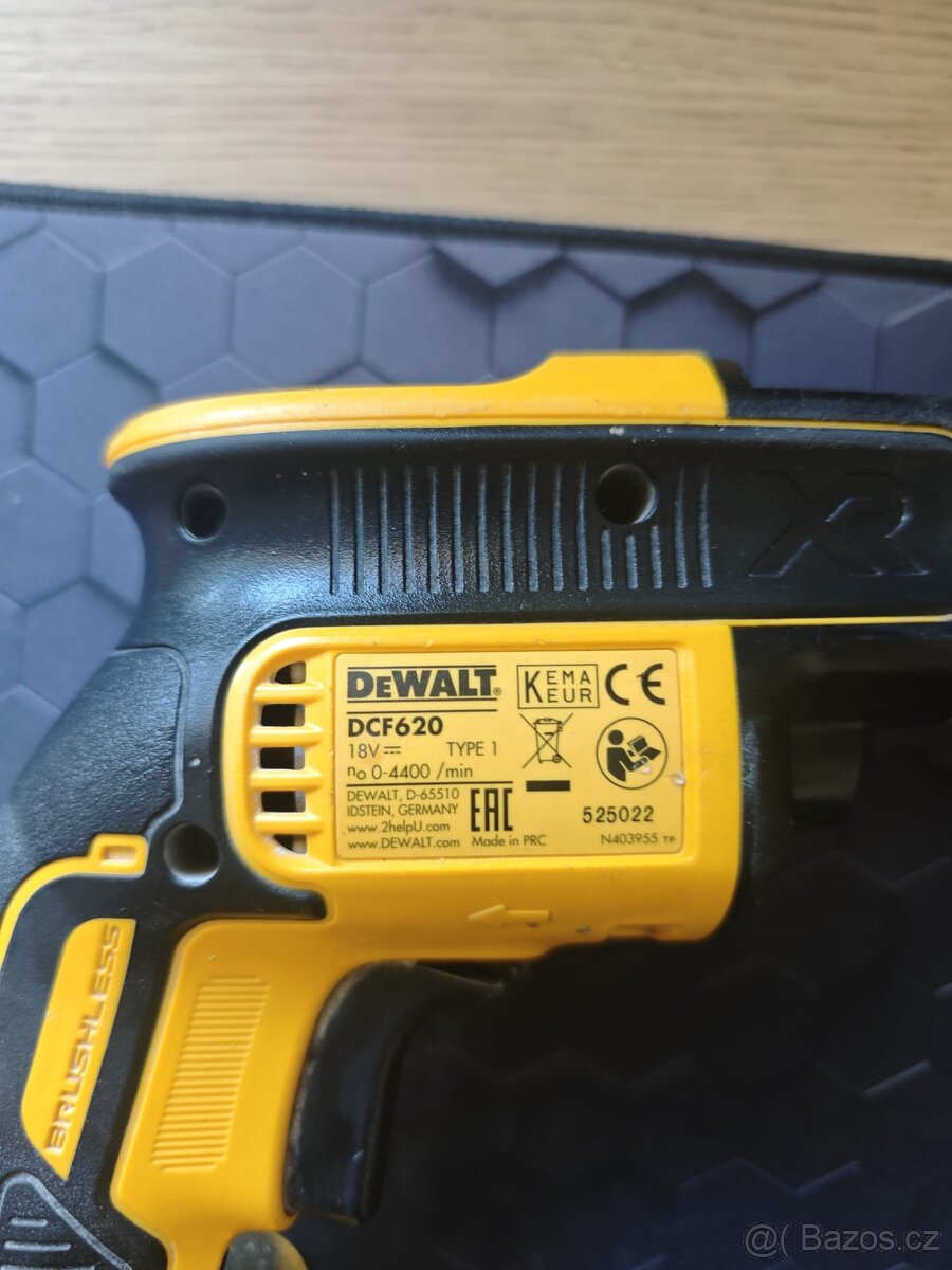 Prodám DeWALT vše OK - 6
