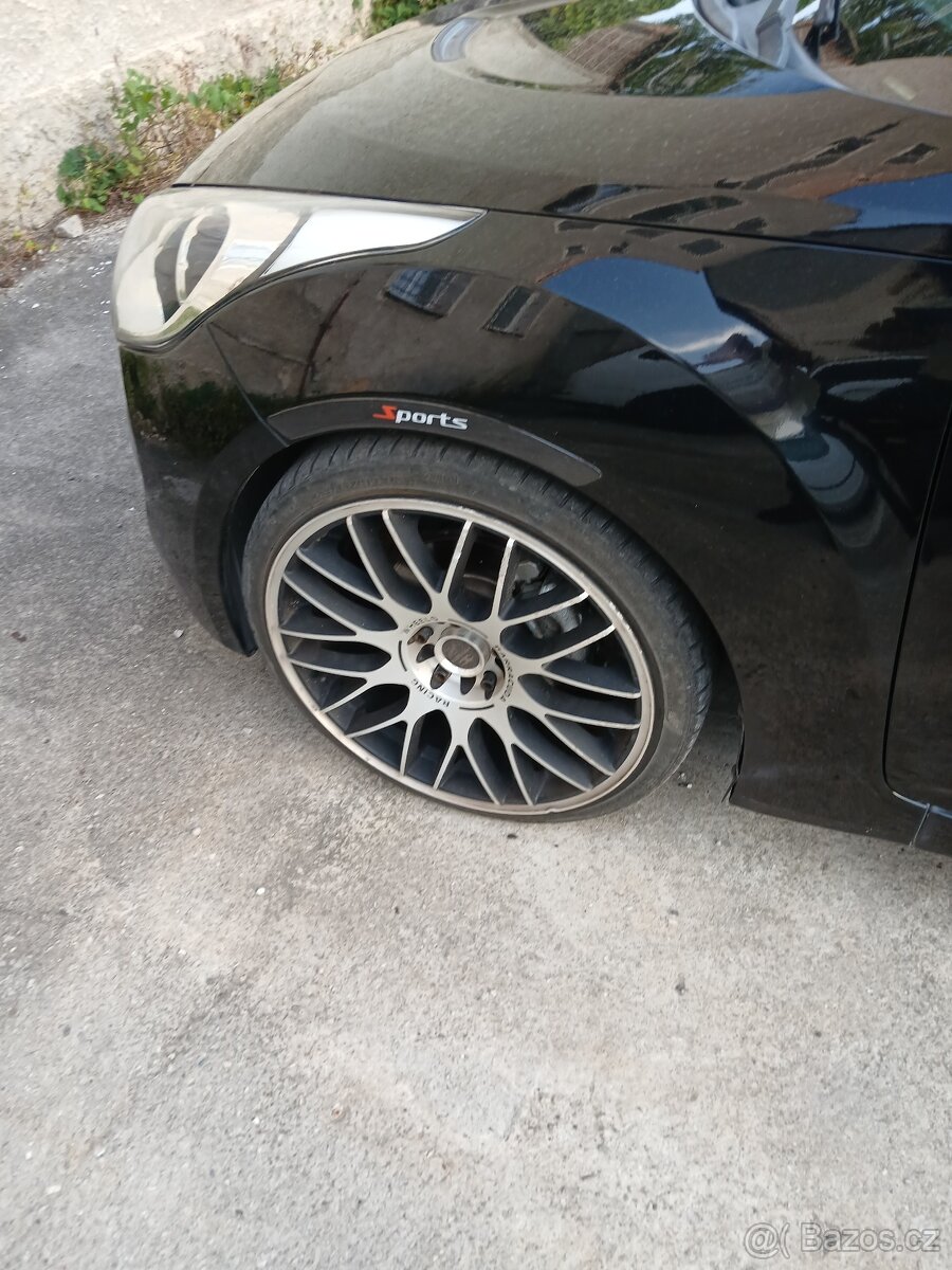 Hyundai Veloster 1.6.GDi - 6