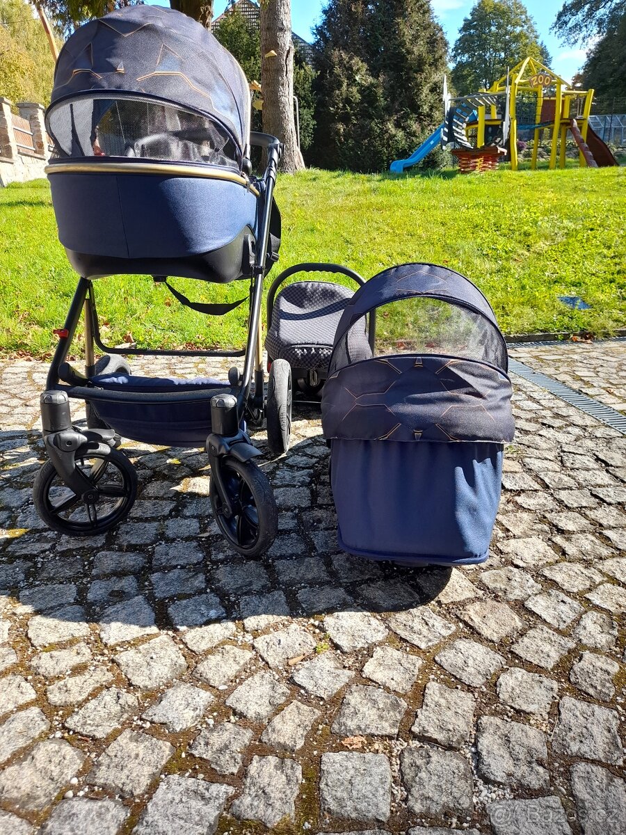 Dětský kočárek - 6