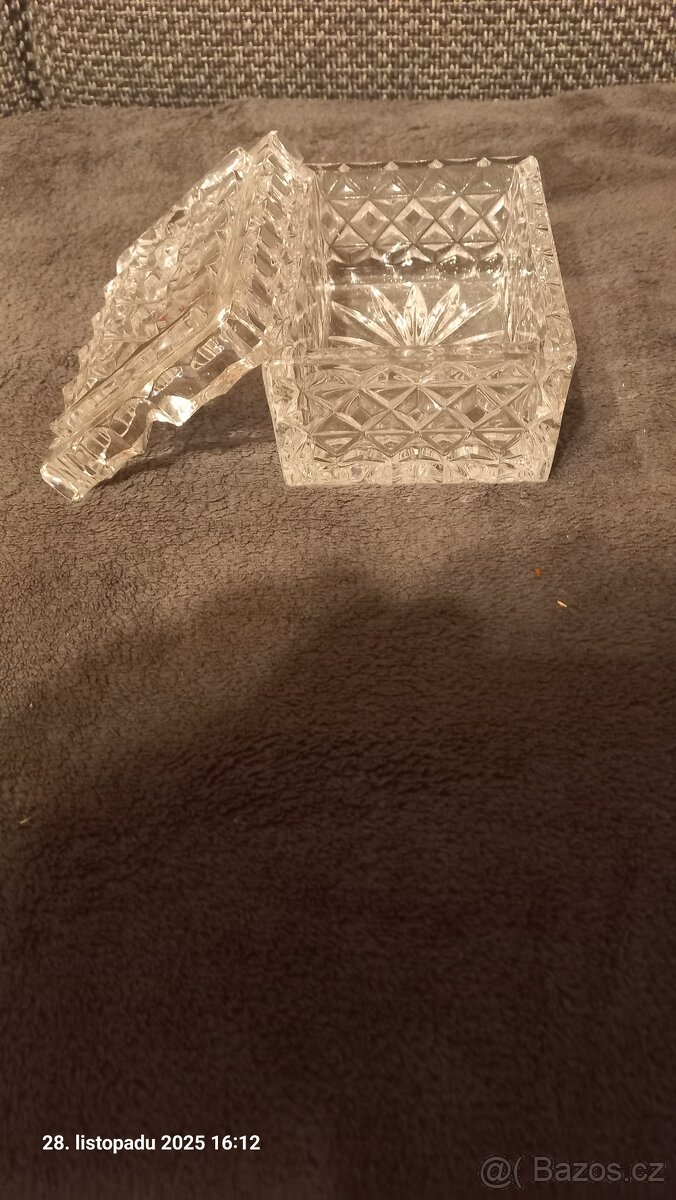 skleněná dóza - 6