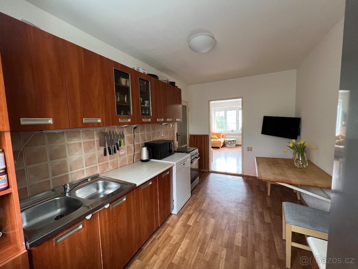 Prodej bytu 2+1 56 m² Adamov - 6