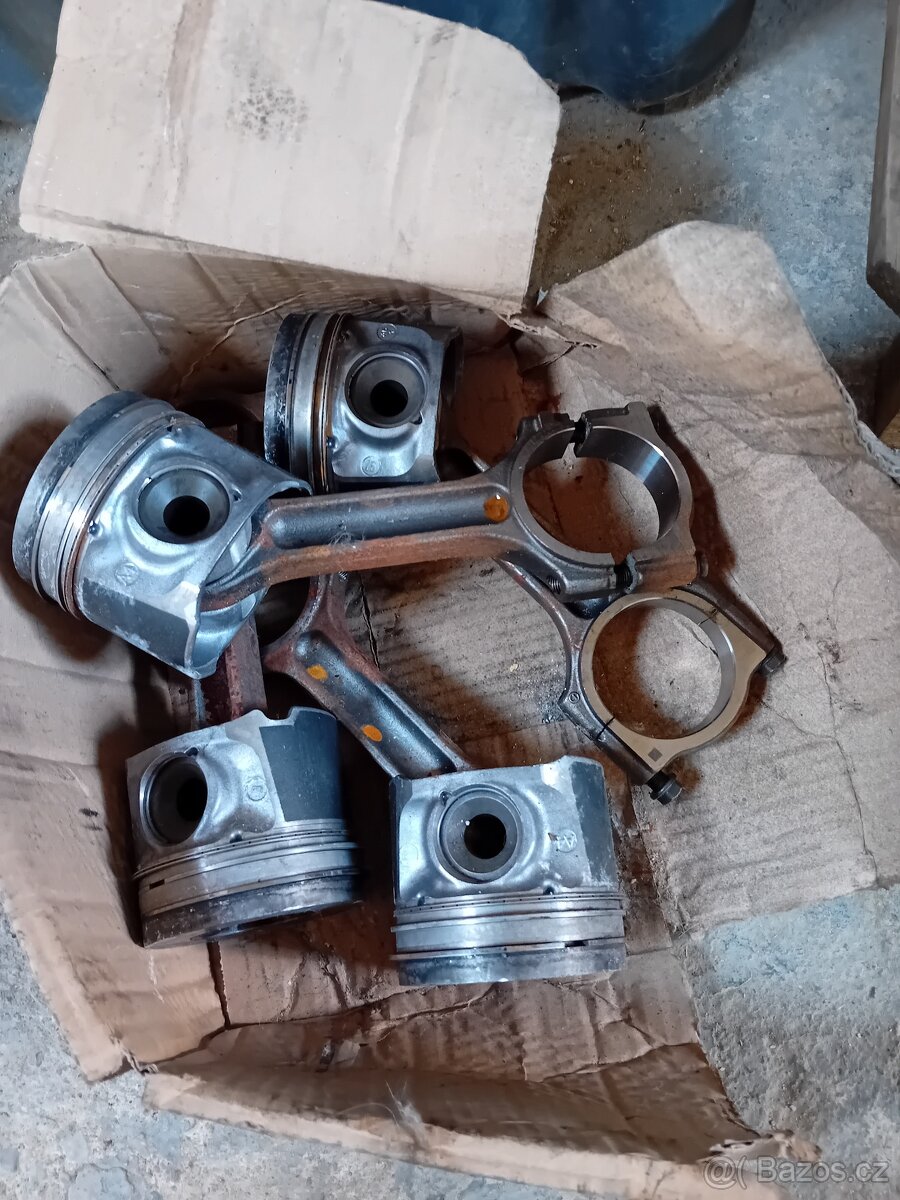 Prodám blok motoru M9T - 6