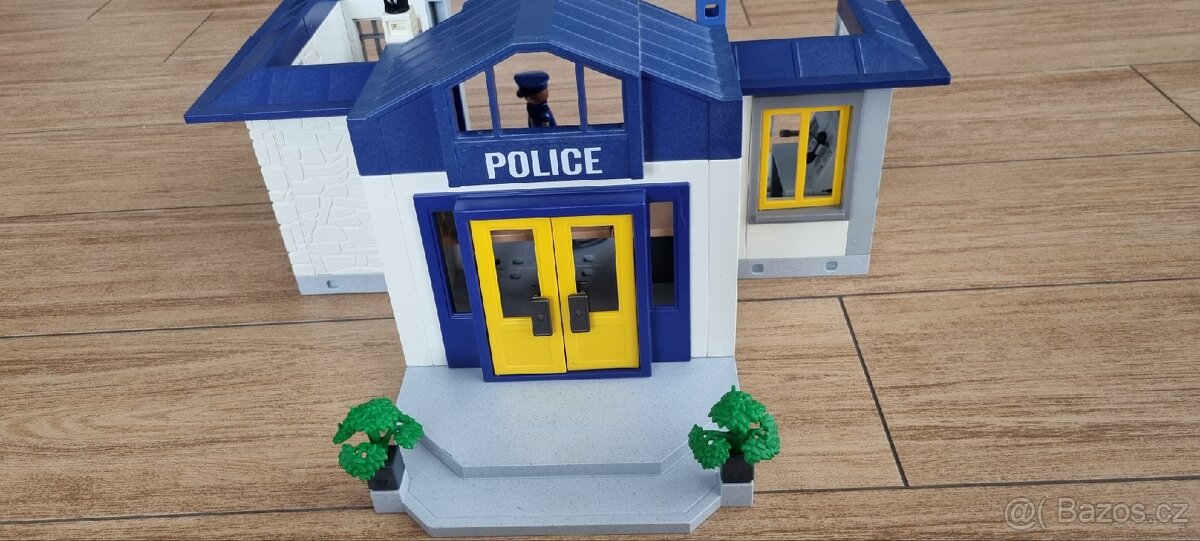 Playmobile policejní stanice - 6